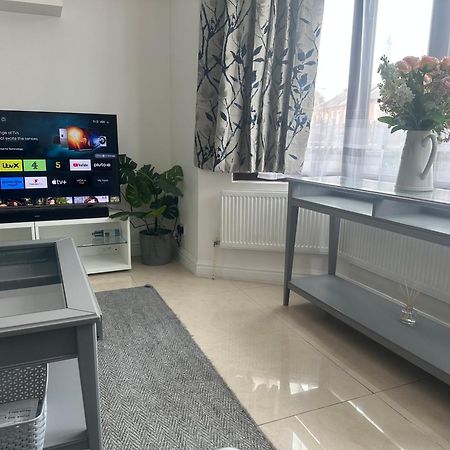 5 Bedroom House Se6 Лондон Экстерьер фото