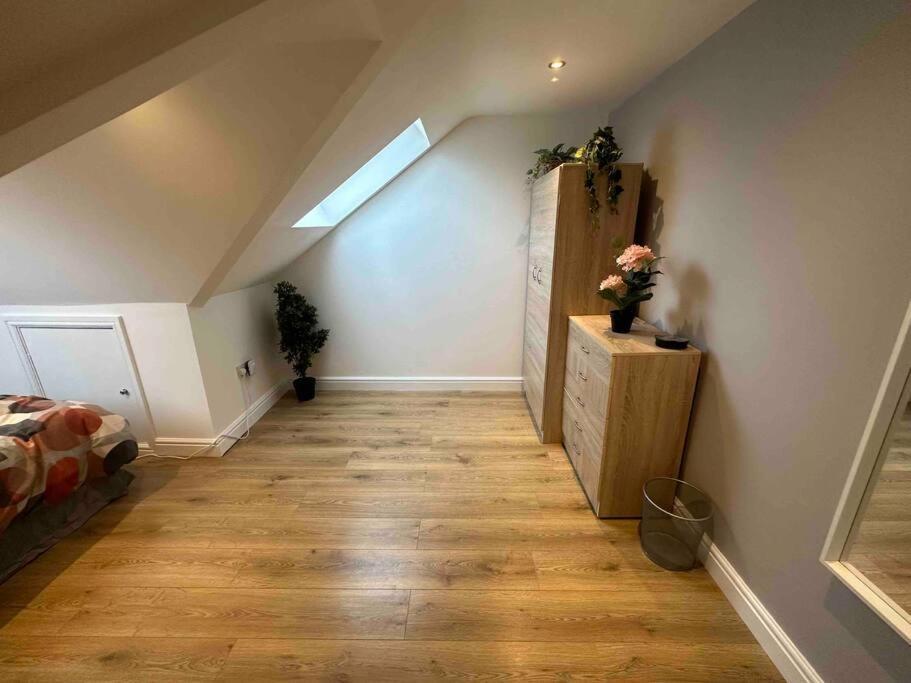5 Bedroom House Se6 Лондон Экстерьер фото