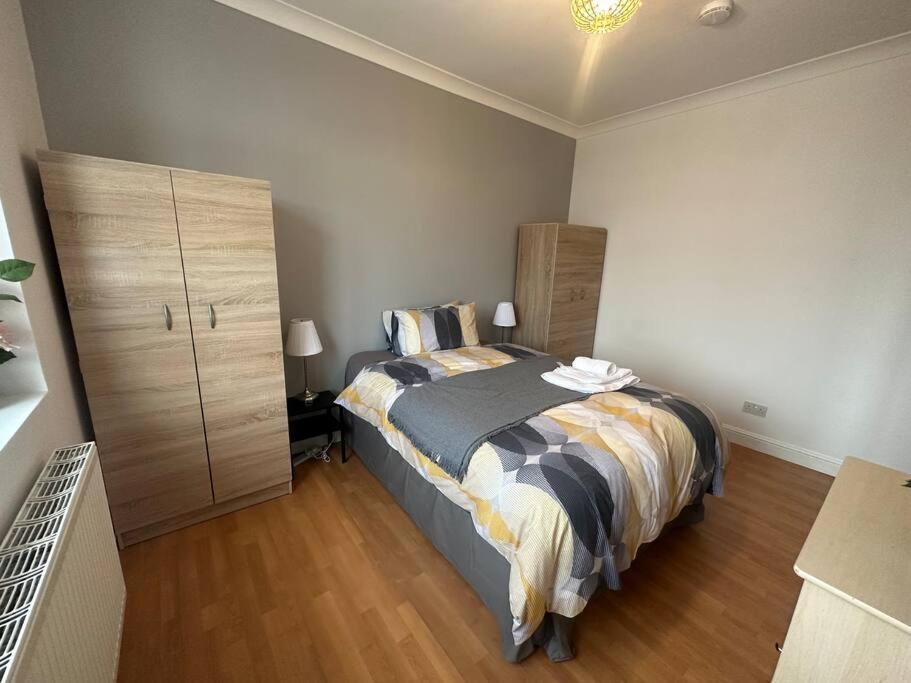 5 Bedroom House Se6 Лондон Экстерьер фото
